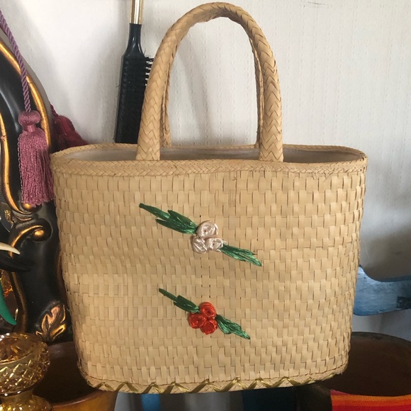 Stunning Vintage 60’s Wicker Seagrass Woven Embroidery Handbag Tote - Picture 3 of 9